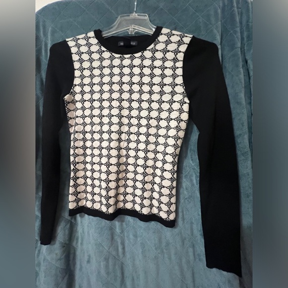 Women's Banana Republic Ex Fine Merino Italian Wool Black & White Design Sweater - Picture 2 of 6